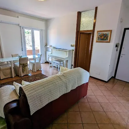 Alojamento de Acomodação e Pequeno-almoço The Way Desenzano del Garda